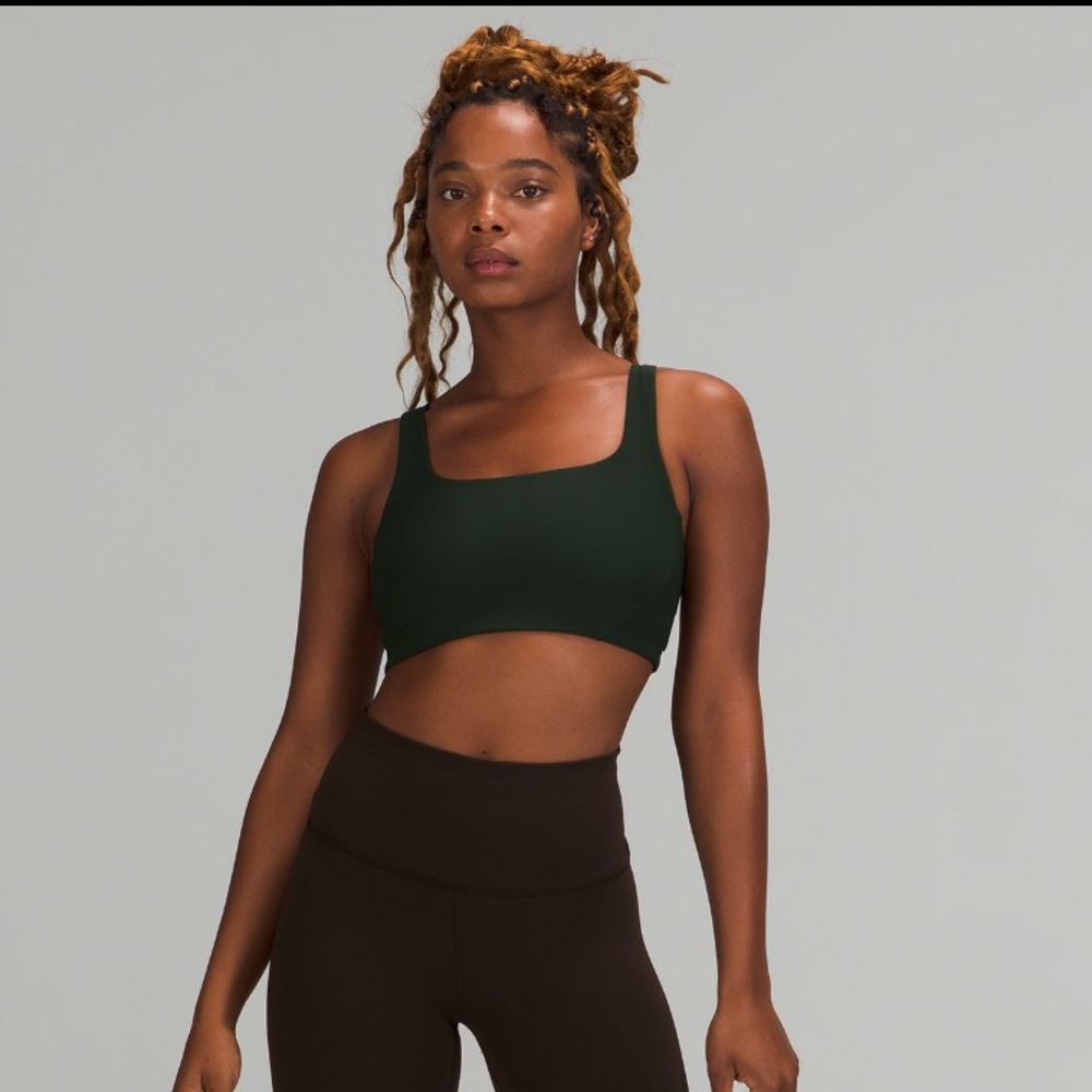 NWT Lululemon Ribbed Train Bra